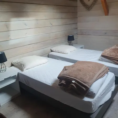 Chalet Des Charbonniers, Etang