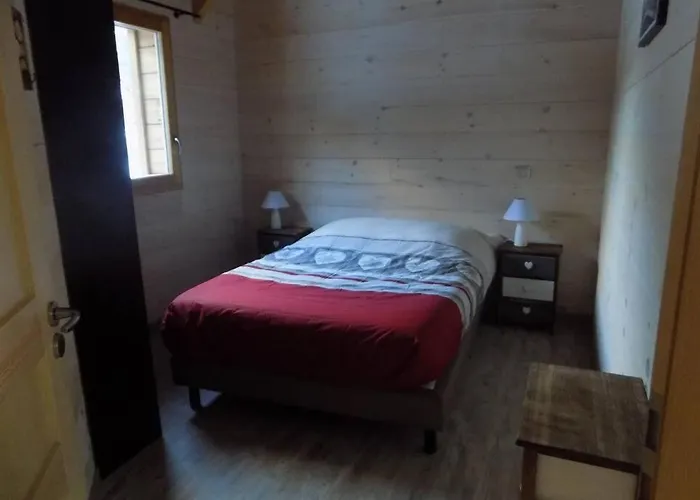 Des Charbonniers Avec Etang - 5 - *